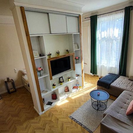 Smaragd Apartman Gyor Exterior photo