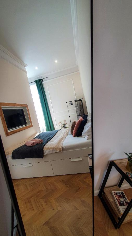 Smaragd Apartman Gyor Exterior photo